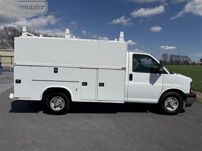 2017 Chevrolet Express 3500 11' KUV   - Photo 7 - Mount Joy, PA 17552