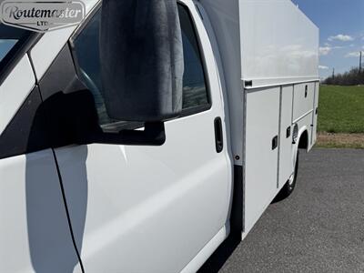 2017 Chevrolet Express 3500 11' KUV   - Photo 27 - Mount Joy, PA 17552
