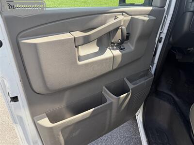 2017 Chevrolet Express 3500 11' KUV   - Photo 16 - Mount Joy, PA 17552