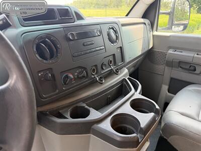 2017 Ford E-Series Van E-450 14' Utility   - Photo 34 - Mount Joy, PA 17552