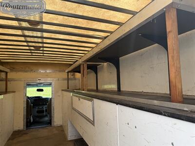 2017 Ford E-Series Van E-450 14' Utility   - Photo 27 - Mount Joy, PA 17552