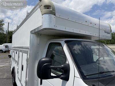 2017 Ford E-Series Van E-450 14' Utility   - Photo 19 - Mount Joy, PA 17552