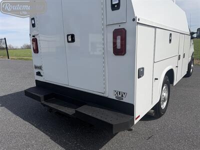 2019 Ford E-Series Van E-350 10' KUV   - Photo 26 - Mount Joy, PA 17552