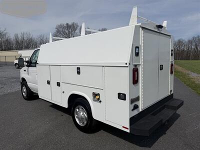2019 Ford E-Series Van E-350 10' KUV   - Photo 14 - Mount Joy, PA 17552