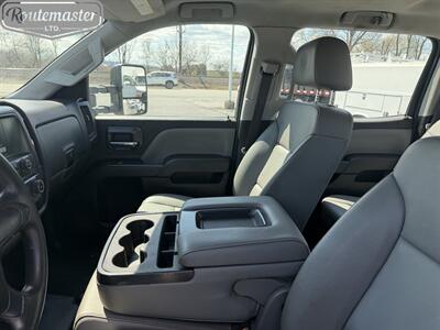 2017 Chevrolet Silverado 3500 8' Open Utility   - Photo 4 - Mount Joy, PA 17552