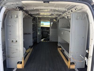2016 Chevrolet Express 3500 Cargo   - Photo 18 - Mount Joy, PA 17552