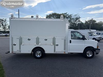 2022 Chevrolet Express 3500 12' Utility   - Photo 29 - Mount Joy, PA 17552