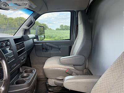 2022 Chevrolet Express 3500 12' Utility   - Photo 18 - Mount Joy, PA 17552