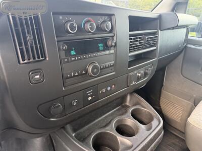 2022 Chevrolet Express 3500 12' Utility   - Photo 21 - Mount Joy, PA 17552