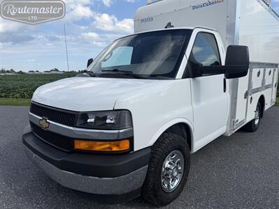 2022 Chevrolet Express 3500 12' Utility   - Photo 2 - Mount Joy, PA 17552