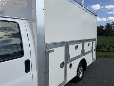 2022 Chevrolet Express 3500 12' Utility   - Photo 6 - Mount Joy, PA 17552