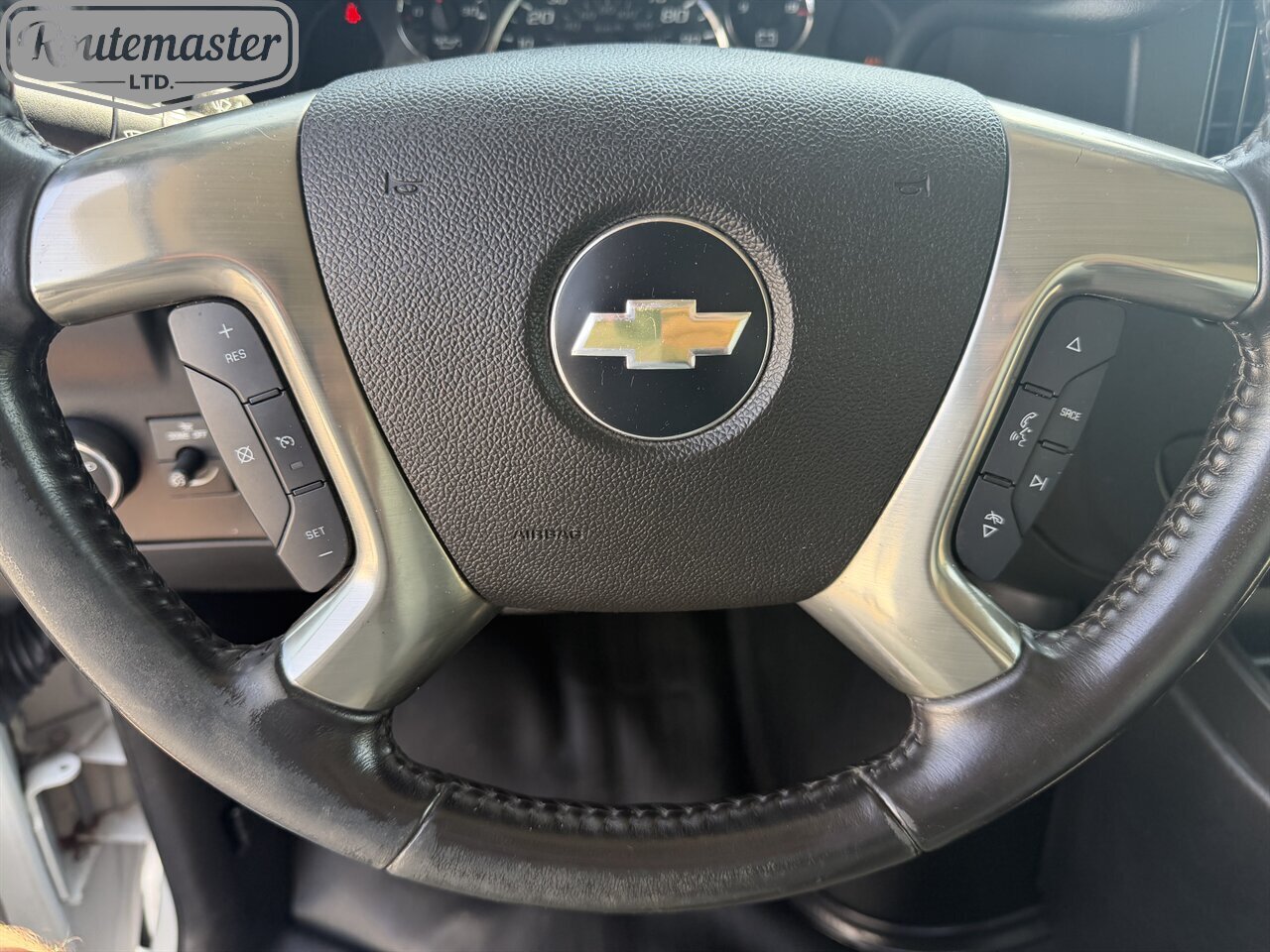 2019 Chevrolet Express 3500 12' Utility - Photo 24 - Mount Joy, PA 17552