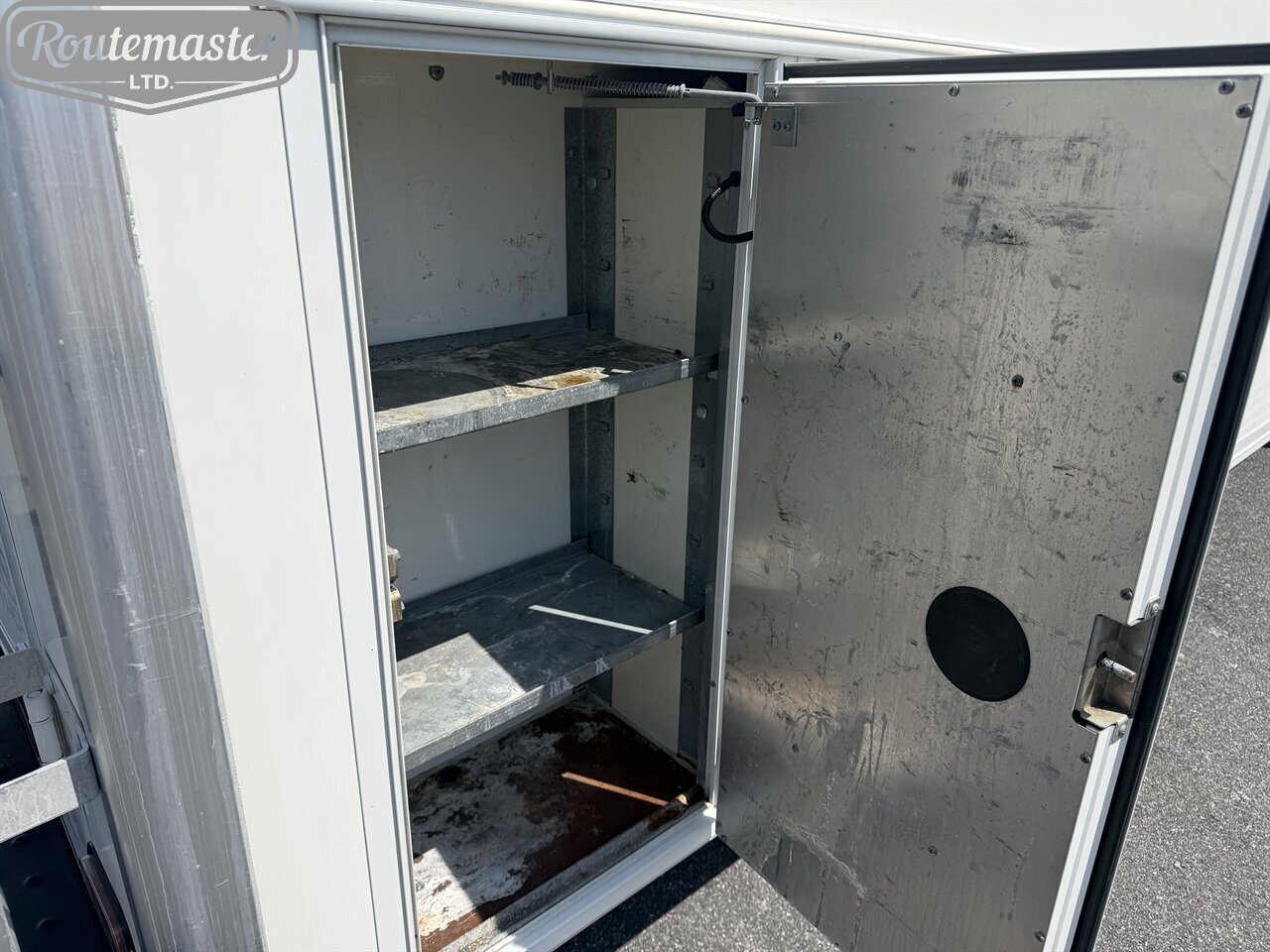 2019 Chevrolet Express 3500 12' Utility - Photo 36 - Mount Joy, PA 17552