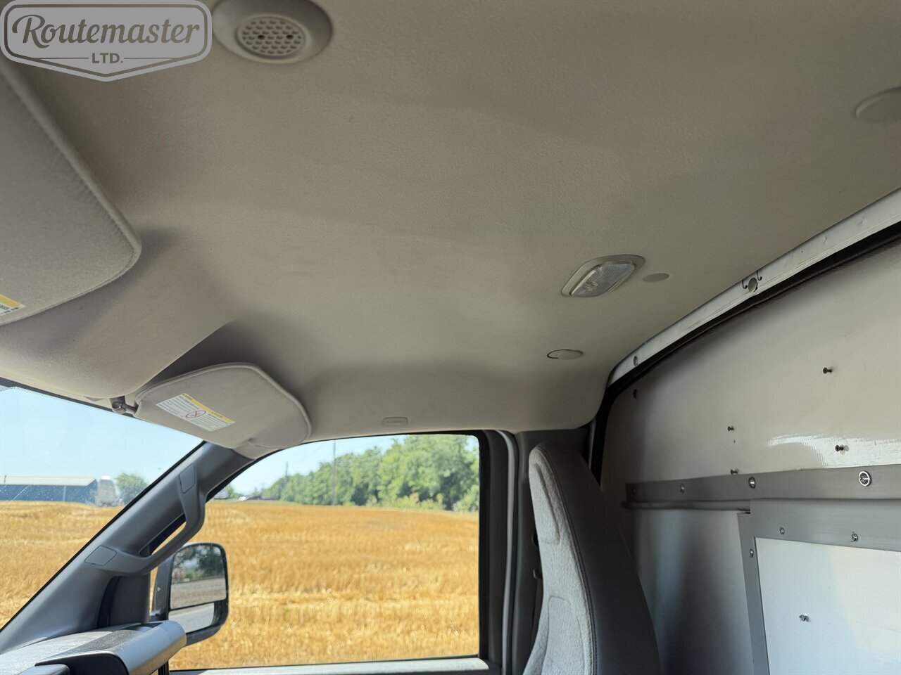 2019 Chevrolet Express 3500 12' Utility - Photo 22 - Mount Joy, PA 17552