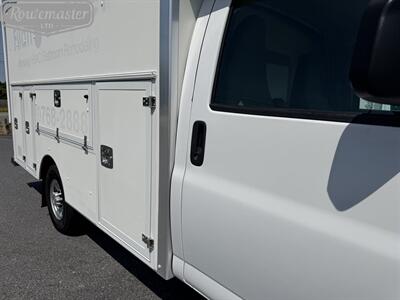2019 Chevrolet Express 3500 12' Utility - Photo 31 - Mount Joy, PA 17552