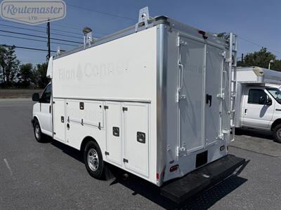 2019 Chevrolet Express 3500 12' Utility - Photo 7 - Mount Joy, PA 17552