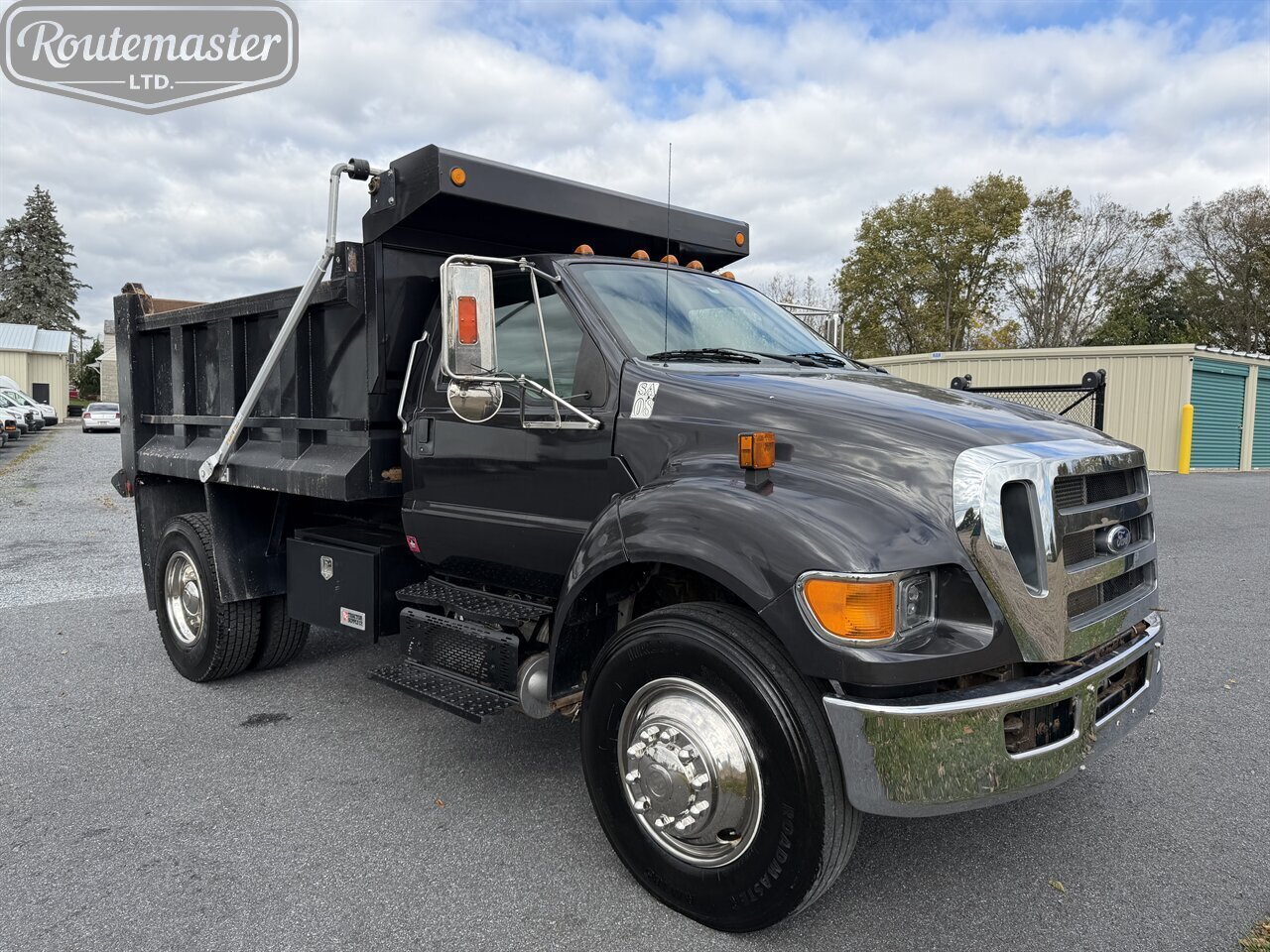 2015 Ford F-750 Dump   - Photo 1 - Mount Joy, PA 17552