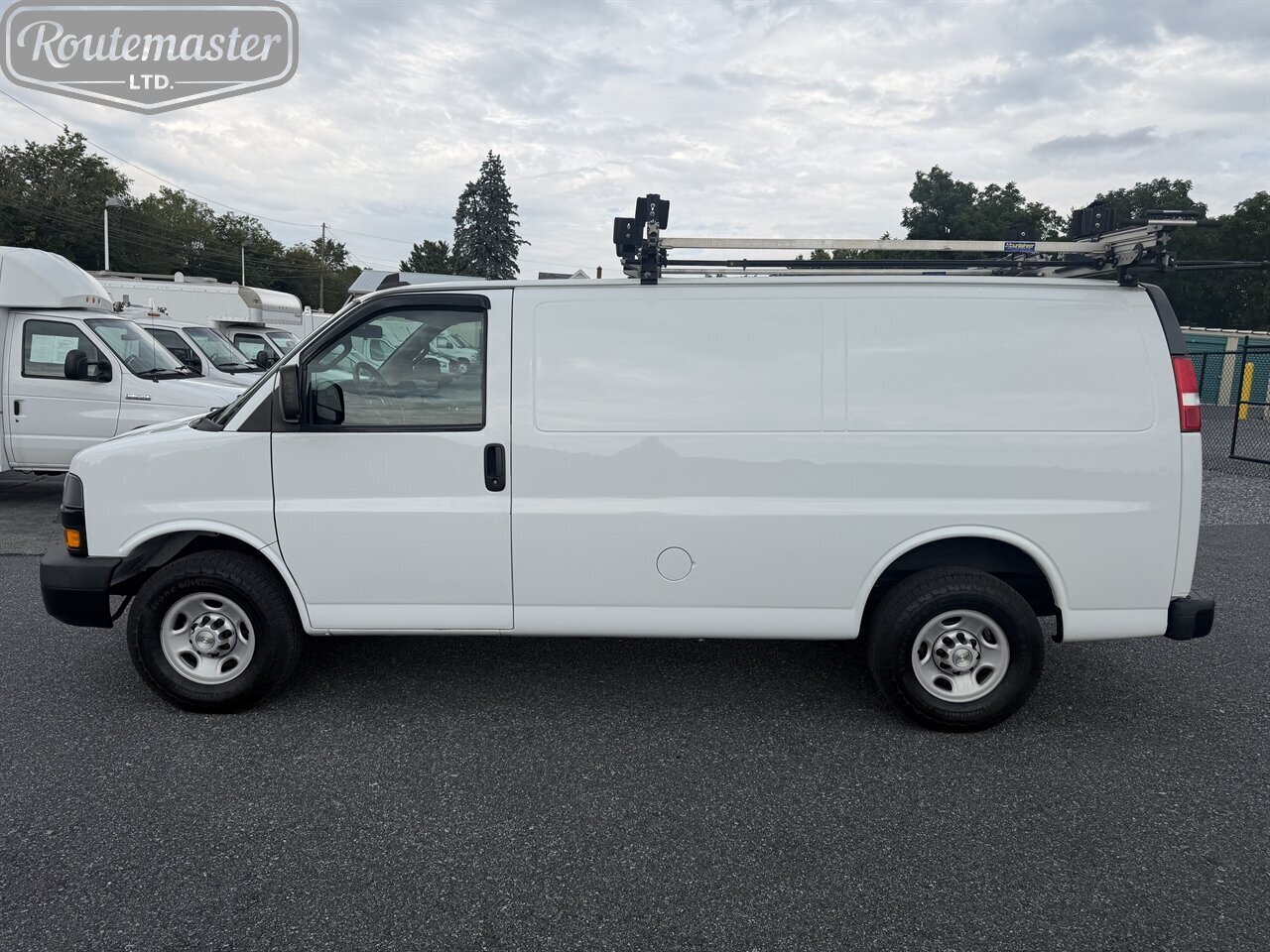 2020 Chevrolet Express 2500 Cargo - Photo 2 - Mount Joy, PA 17552