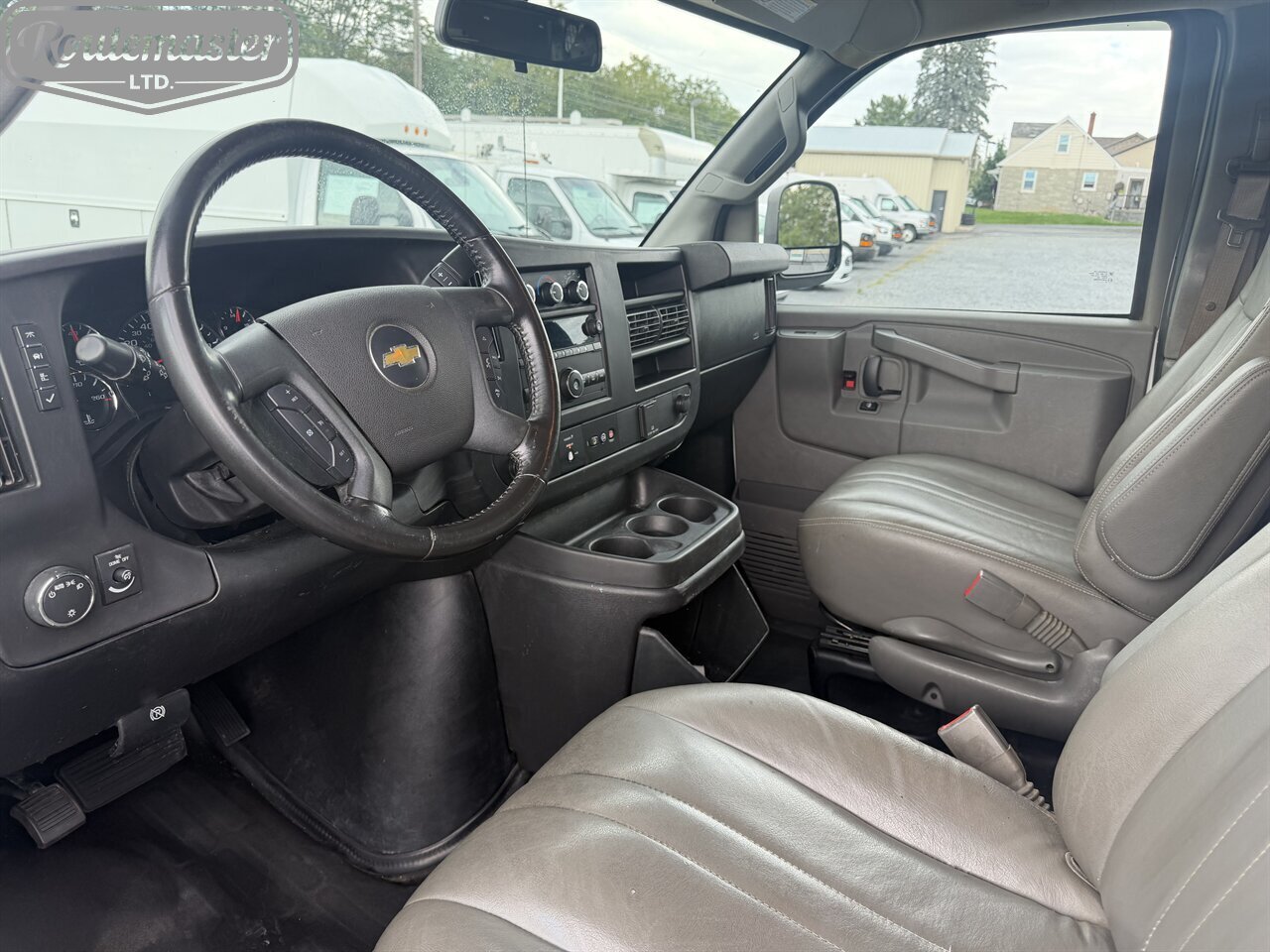 2020 Chevrolet Express 2500 Cargo - Photo 8 - Mount Joy, PA 17552