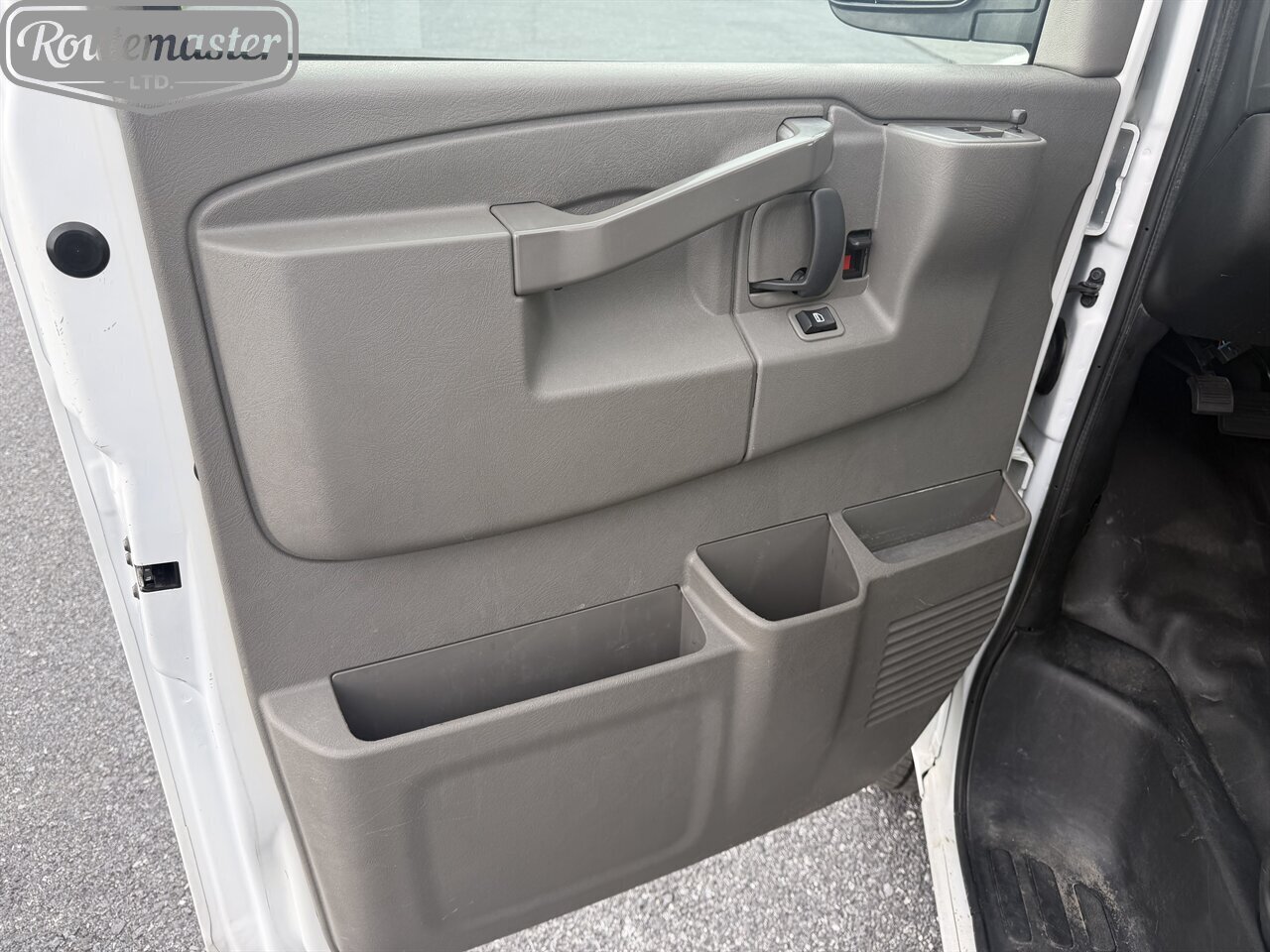 2020 Chevrolet Express 2500 Cargo - Photo 7 - Mount Joy, PA 17552