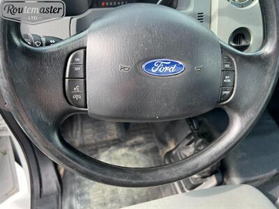 2015 Ford F-650 22' Stakebody   - Photo 13 - Mount Joy, PA 17552