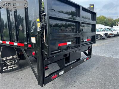 2015 Ford F-650 22' Stakebody   - Photo 4 - Mount Joy, PA 17552