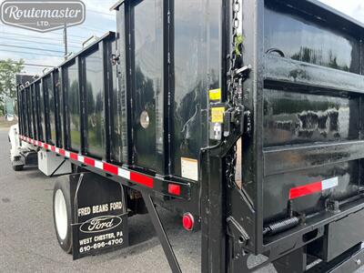 2015 Ford F-650 22' Stakebody   - Photo 5 - Mount Joy, PA 17552