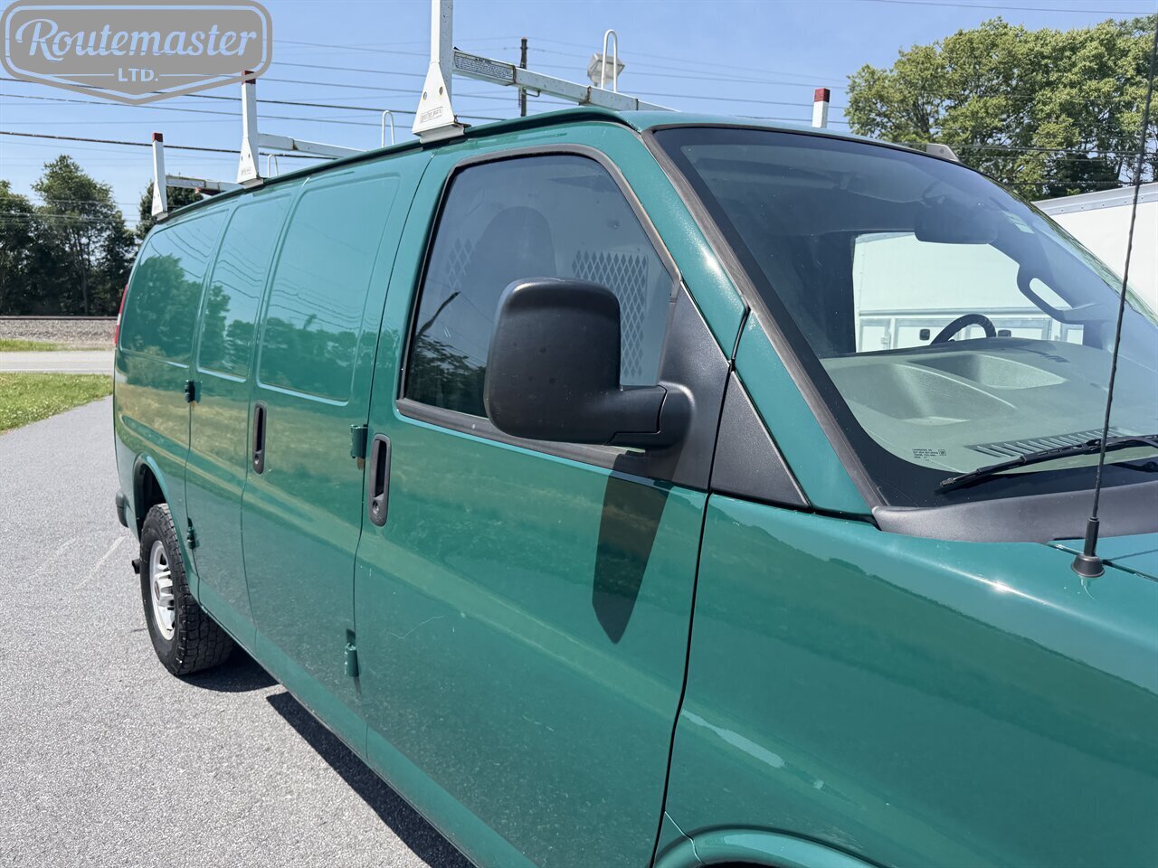 2017 GMC Savana 3500 Cargo - Photo 5 - Mount Joy, PA 17552