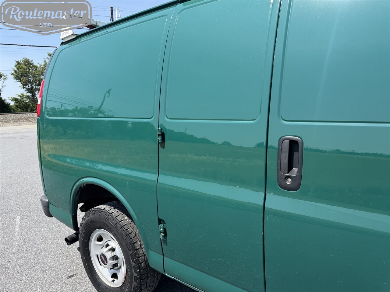 2017 GMC Savana 3500 Cargo - Photo 7 - Mount Joy, PA 17552