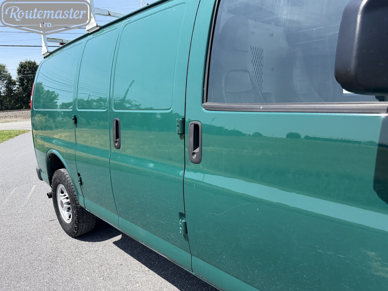 2017 GMC Savana 3500 Cargo - Photo 6 - Mount Joy, PA 17552