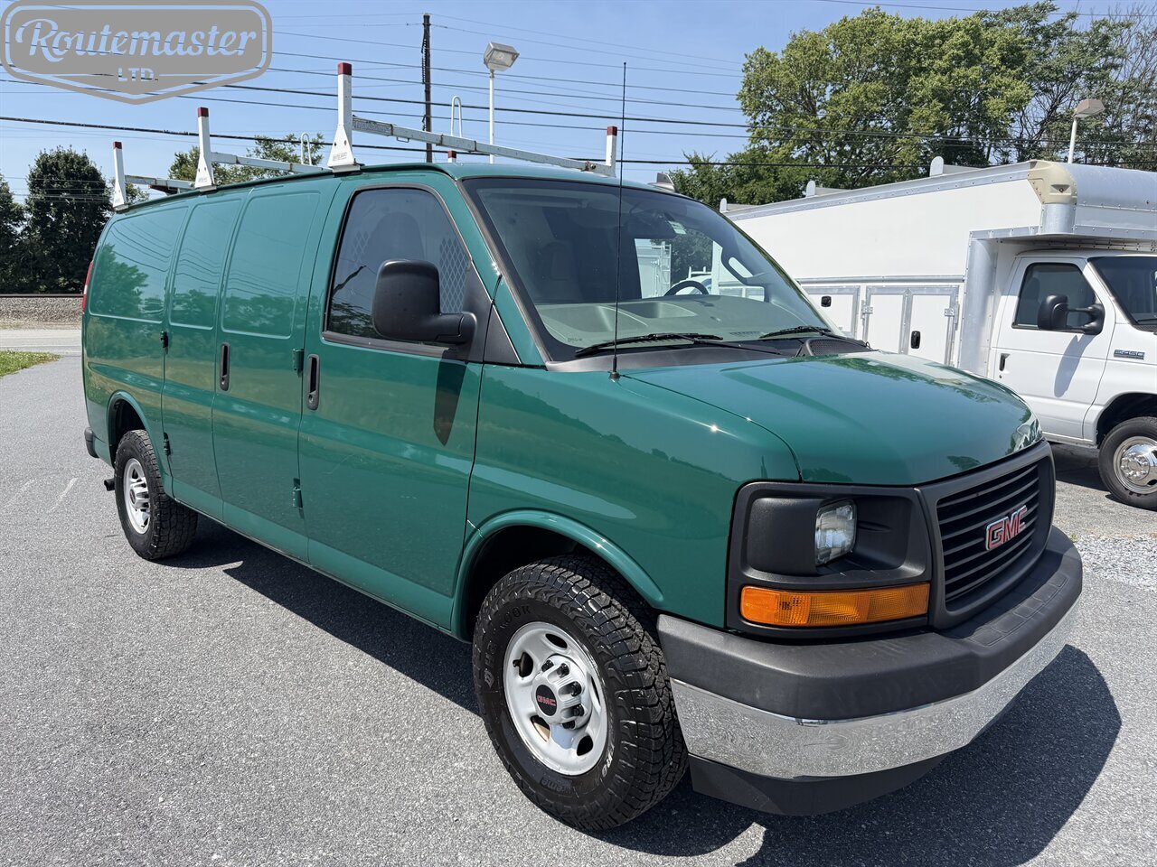 2017 GMC Savana 3500 Cargo   - Photo 1 - Mount Joy, PA 17552
