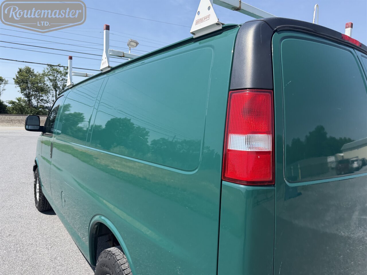 2017 GMC Savana 3500 Cargo - Photo 2 - Mount Joy, PA 17552