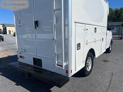 2016 Chevrolet Express 3500 10' Utility   - Photo 30 - Mount Joy, PA 17552