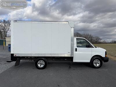 2021 Chevrolet Express 3500 12' Box - Photo 8 - Mount Joy, PA 17552