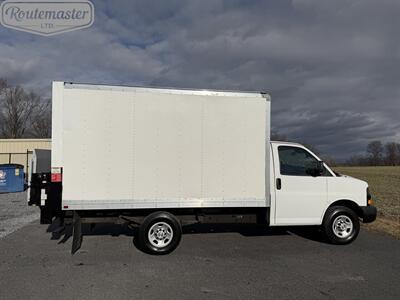 2021 Chevrolet Express 3500 12' Box - Photo 29 - Mount Joy, PA 17552