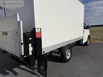 2021 Chevrolet Express 3500 12' Box - Photo 34 - Mount Joy, PA 17552