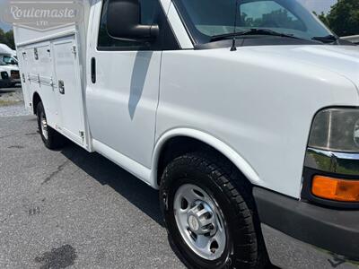 2014 Chevrolet Express 3500 10' Utility   - Photo 22 - Mount Joy, PA 17552