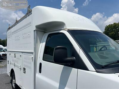 2014 Chevrolet Express 3500 10' Utility   - Photo 23 - Mount Joy, PA 17552