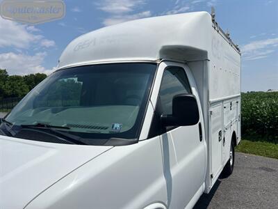 2014 Chevrolet Express 3500 10' Utility   - Photo 13 - Mount Joy, PA 17552