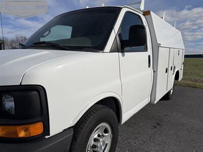2016 Chevrolet Express 3500 10' KUV   - Photo 6 - Mount Joy, PA 17552