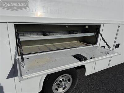 2016 Chevrolet Express 3500 10' KUV   - Photo 24 - Mount Joy, PA 17552