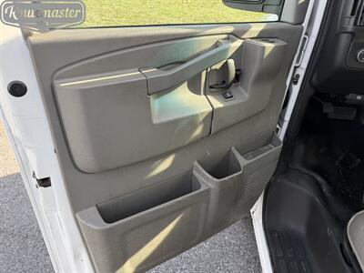 2016 Chevrolet Express 3500 10' KUV   - Photo 30 - Mount Joy, PA 17552