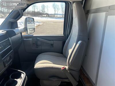 2019 Chevrolet Express 3500 10' Utility   - Photo 14 - Mount Joy, PA 17552