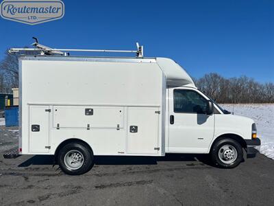 2019 Chevrolet Express 3500 10' Utility   - Photo 40 - Mount Joy, PA 17552