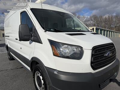 2017 Ford Transit 250 Mid Roof Cargo   - Photo 28 - Mount Joy, PA 17552