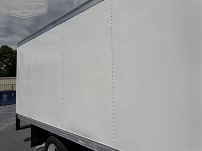 2021 Ford E-Series Van E-350 16' Box - Photo 17 - Mount Joy, PA 17552