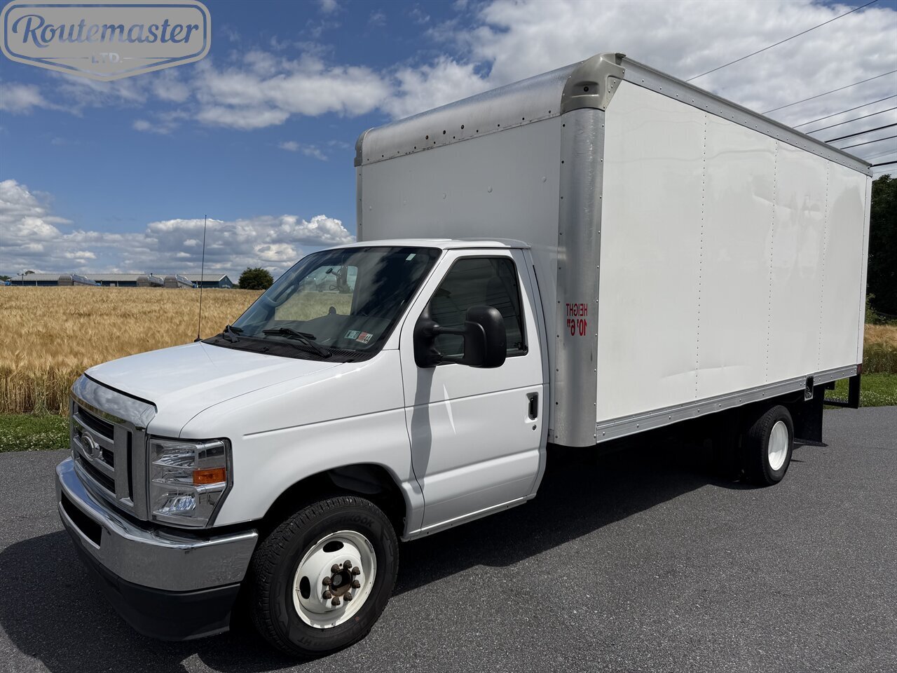 2021 Ford E-Series Van E-350 16' Box   - Photo 1 - Mount Joy, PA 17552