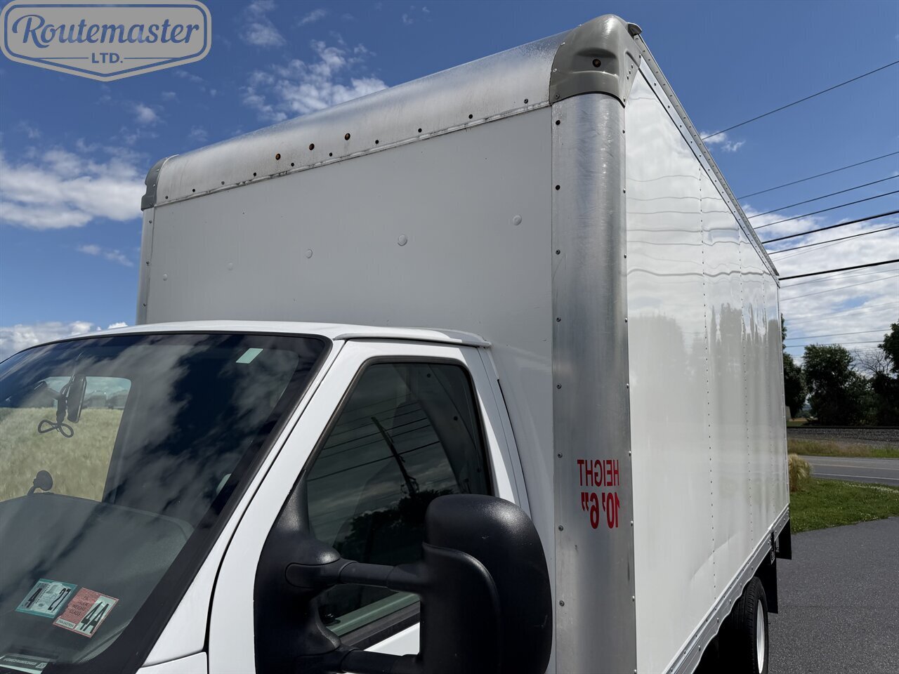 2021 Ford E-Series Van E-350 16' Box - Photo 4 - Mount Joy, PA 17552