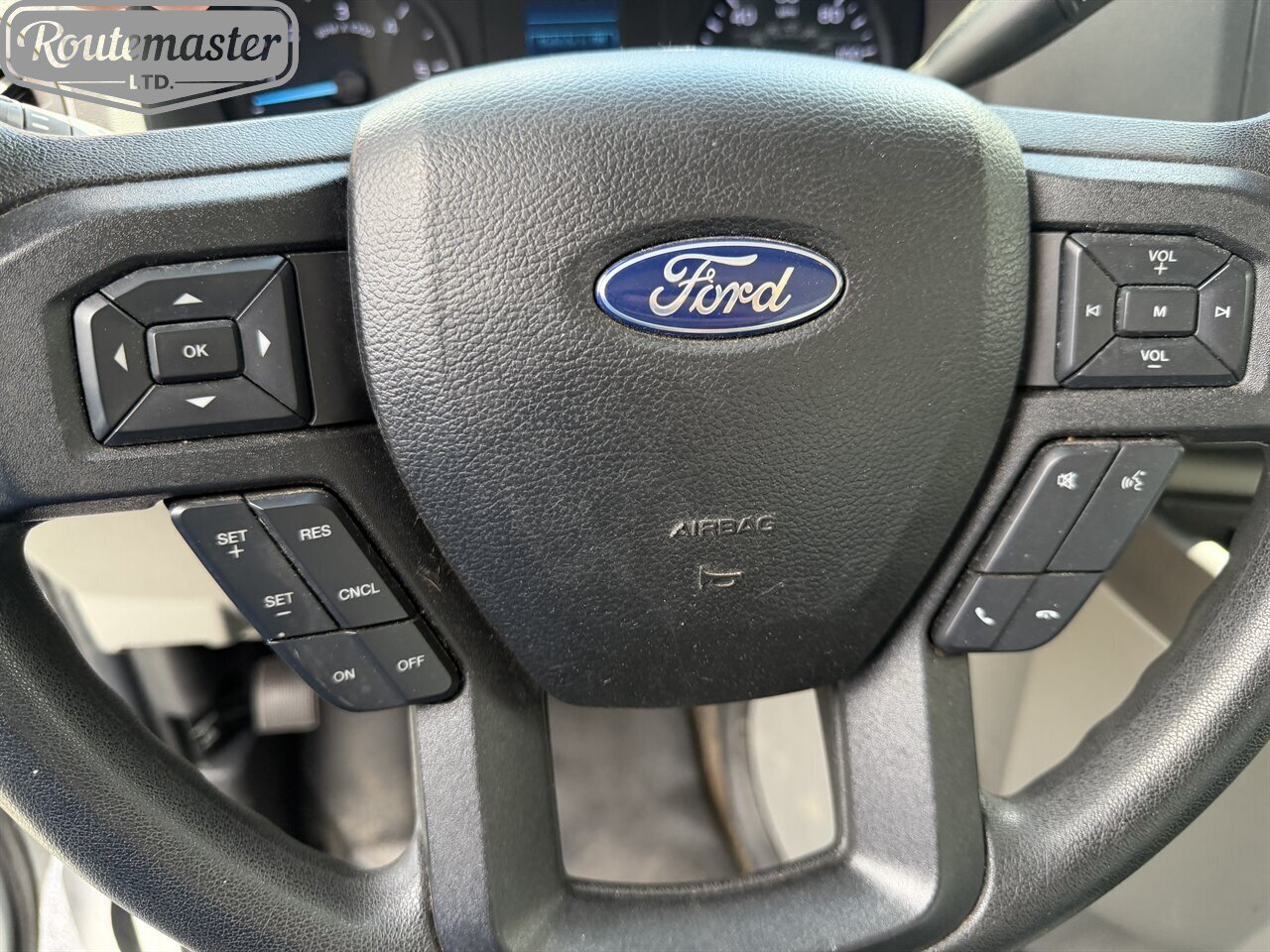 2021 Ford E-Series Van E-350 16' Box - Photo 29 - Mount Joy, PA 17552