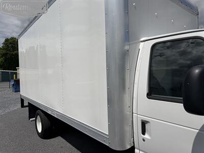 2021 Ford E-Series Van E-350 16' Box - Photo 16 - Mount Joy, PA 17552